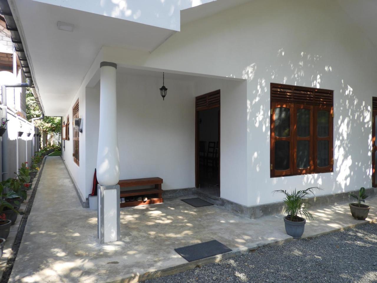 Me Yoga Villa Kumbalgama Exterior foto